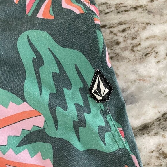 Volcom Scrap Stoney Board Short Men 28 / 14 Green Tropical Cinch Fly Swim Trunk - Picture 4 of 14
